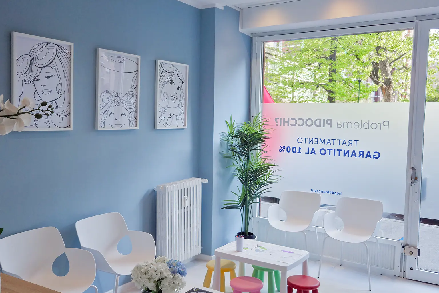 Vetrina Centro cura pidocchi e lendini - Torino zona Santa Rita